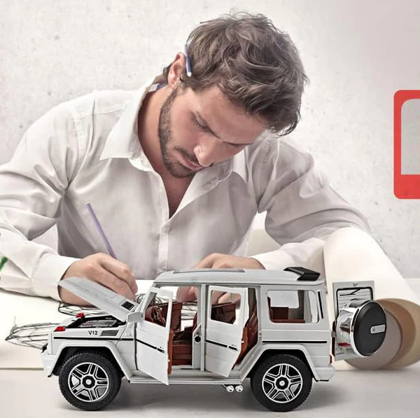 1:24 Mercedes Benz G65 Model Car Die Cast Simulation