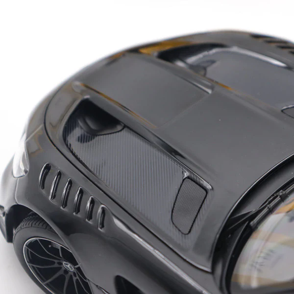 1:18 Mercedes Benz-AMG GT Black Series P One Edition ar Model