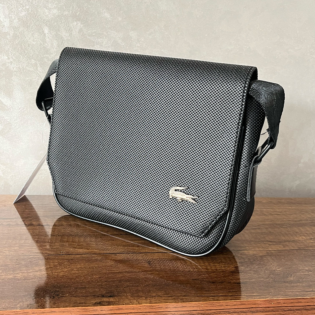 Sacs de Luxe L A C O S T E pour Homme – Élégance et Style