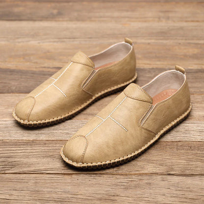 Chaussures en cuir souple pour hommes : flexibles et confortables