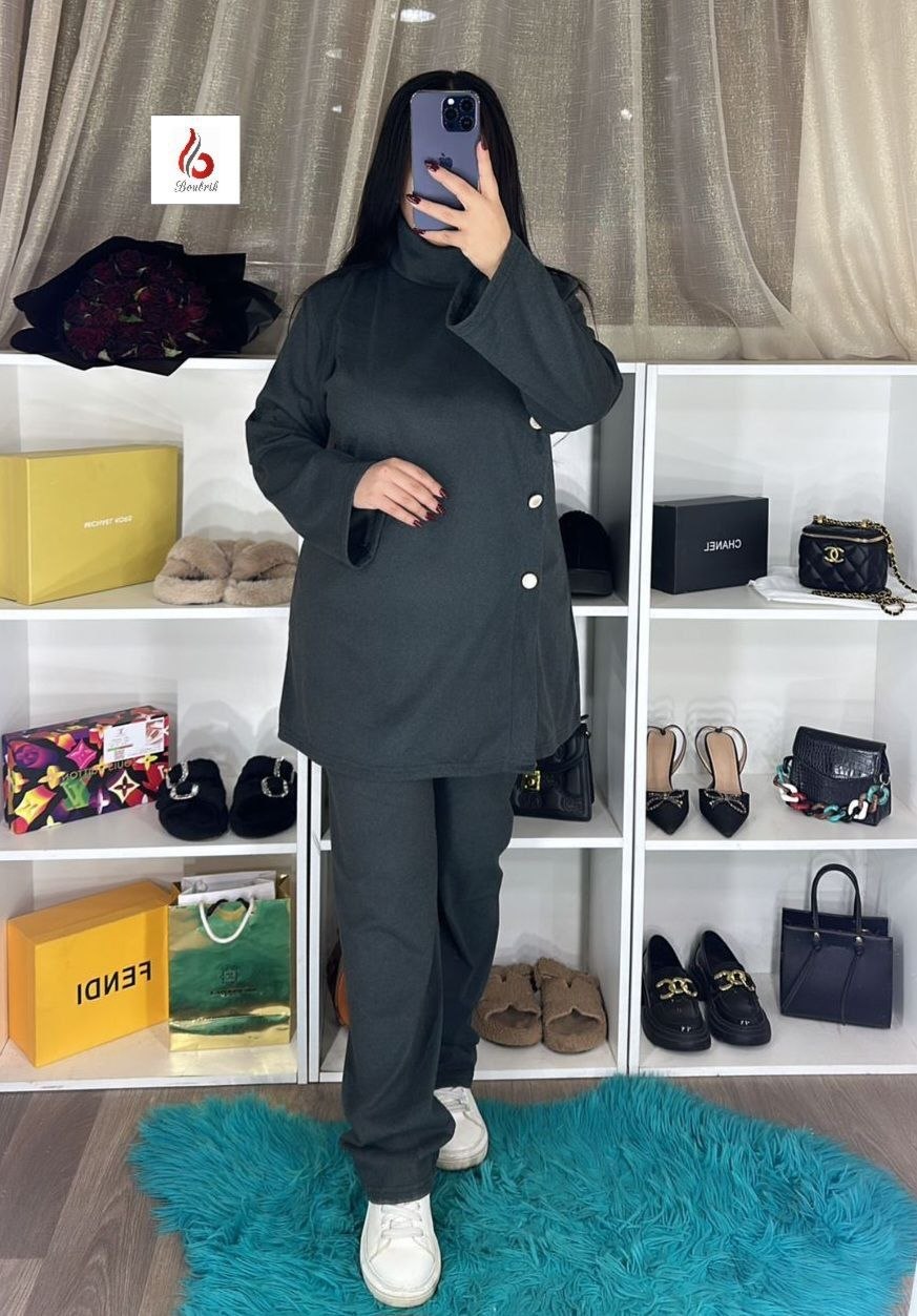 طقم أونصومبل شتوي أنيق بالصدف