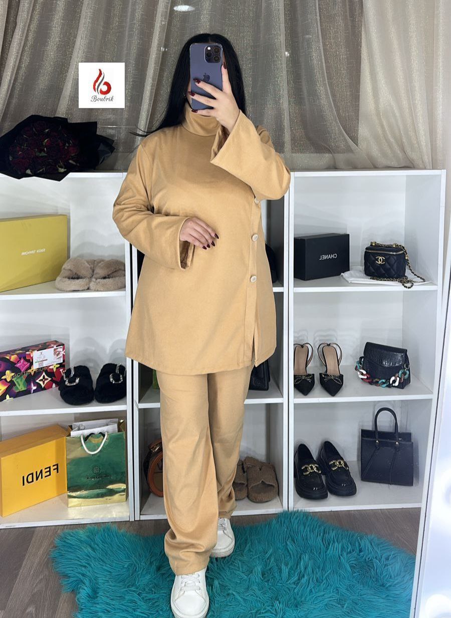 طقم أونصومبل شتوي أنيق بالصدف